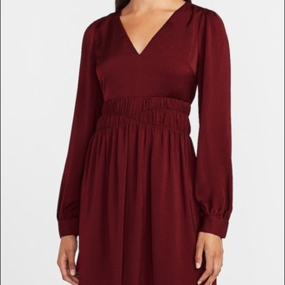 Burgundy smocked dress - Picture 1 of 2